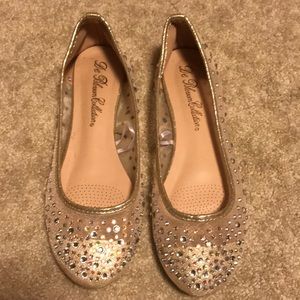 De Blossom Collection jeweled flats